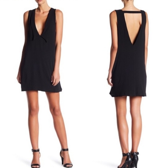 Good Luck Gem Dresses & Skirts - Good Luck Gem Plunging Vneck Collared Shift Dress
